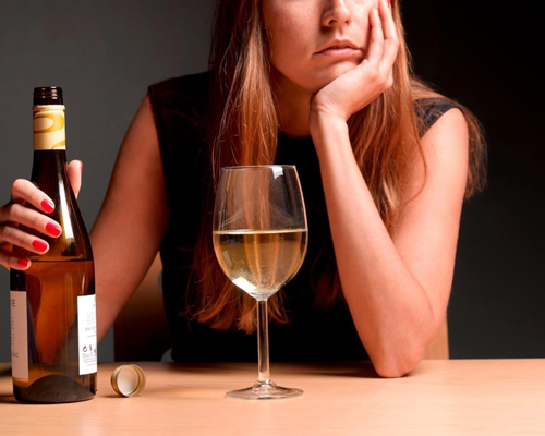 Анонимное лечение женского алкоголизма в Салаире